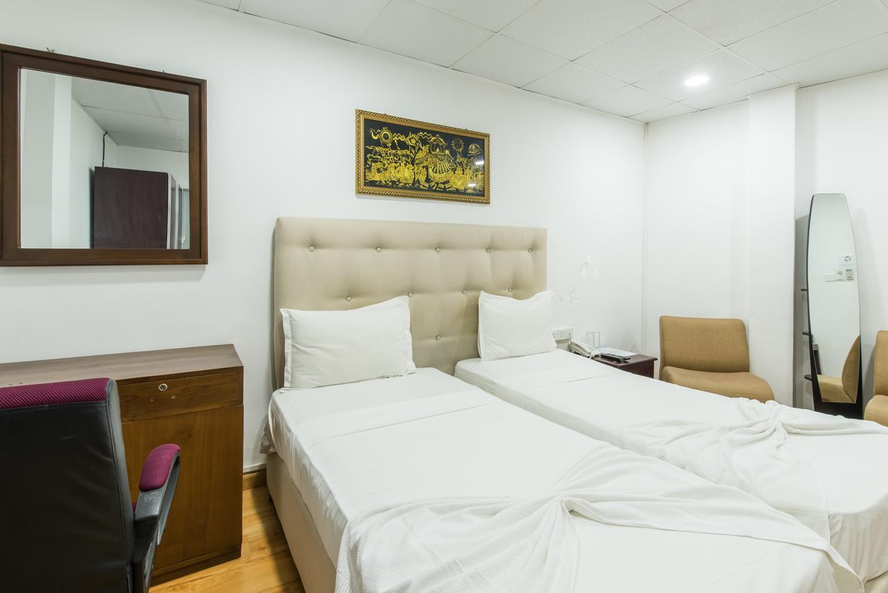 Metro City Hotel Коломбо Экстерьер фото